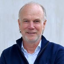 A warm welcome from Jochen Fuchs and myself here at COCO!