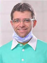 Dentists in NW1 Postcode • Check Prices & Reviews