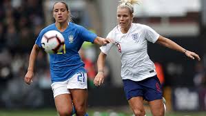 Neville já estava previsto para sair do comando da inglaterra neste ano. Federacao Inglesa Revela Que Jogadores Da Selecao Masculina E Feminina Recebem O Mesmo Salario Lei Em Campo