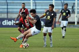 Tiago, berbicara tentang persija tidak hanya tentang marko simic saja. Prediksi Barito Putera Vs Persija Puncak Klasemen Di Depan Mata Tirto Id