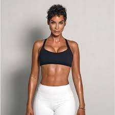 50-year-old Nicole Murphy Shares How She Stays Fit While Being A Mother Of 5 Nicole Murphy Black Fitness Fitness Body