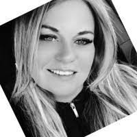 Janet Mayo's Instagram, Twitter & Facebook