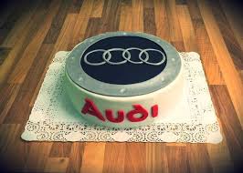 551b20c37e46d8e972fbd86f013c99e1 Jpg 600 429 Pixel Audi Torte Motivtorten Ohne Fondant Cars Kuchen