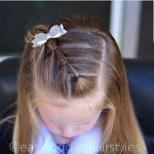 Peinados para niñas con pelo corto 2021 2022 ideas y fotos 18 junio 2021 24 junio 2021 solemos creer que el cabello corto nos limita mucho la posibilidad de crear peinados pero esto no es del todo cierto. Love This Style Peinados Peinados Infantiles Pelo De Ninas