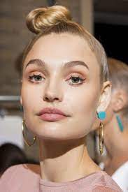 See The Best Makeup Looks From Fashion Month So Far Best Makeup Products Makeup Trends Makeup Looks