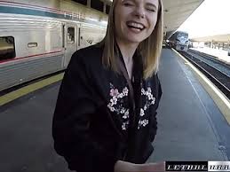 ▷ Catarina die hübsche Amateur Russin lässt sich im Zug die geile Votze  ficken ✪ Youporndeutsch.xyz