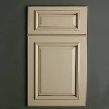 Colors with warm undertones like cream, beige, and warm greens will minimize the orange in the oak. Oak Cabinet Painted Cream Its All About The Paint And Finish Kitchen Colors Kitchen Office Spaces Best Kitchen Colors