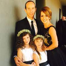 Andrea legarreta, erik rubín, mía rubín, nina rubín. Andrea Legarreta Y Erik Rubin Orgullosos Por El Debut De Su Hija Mia En Teatro Andrea Legarreta Erik Rubin Famosos