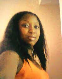 Yvette Bain's Instagram, Twitter & Facebook