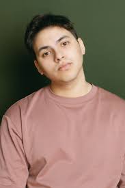 Bryan Valdes's Instagram, Twitter & Facebook