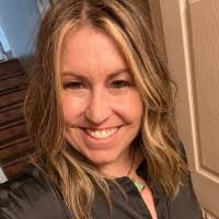 Sarah Kennington's Instagram, Twitter & Facebook