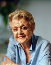 Miss Eileen Mutter (centre) known to friends as Lan received an MBE in the  Queens Birthday Honours List of 2000 for services to the Blood Transfusion  Service and the British Red Cross