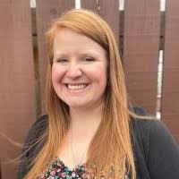 Amanda Arnett's Instagram, Twitter & Facebook