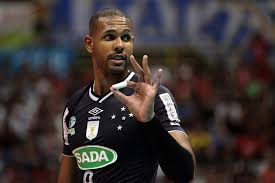 O jogador de vôlei, earvin n'gapeth, preso em flagrante por importunação sexual, em uma boate de belo horizonte, já está em liberdade. Juantorena Luta Pela Italia No Mundial E Torce Para Que O Brasil Acolha Bem O Compatriota Leal Volei Ge