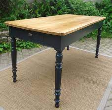 table ancienne rectangulaire peinte et patinee relooking de table de cuisine table renove relooking salle a manger