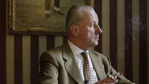 ,,afbouw gaat niet van de ene op de andere dag, omdat zaken nog lopen. Cartoonist Mag Theo Hiddema Louche Advocaat Noemen Het Parool