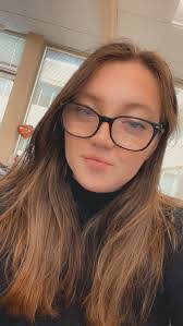 Shaina Murray's Instagram, Twitter & Facebook