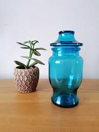 Bouteille D Apothicaire Bocal Apothicaire Bouteille De Medecine Pot Pharmacie Bocal Pharmacie Medicine Bottle Pharmacy Bottle In 2020 Decorative Jars Jar Vase