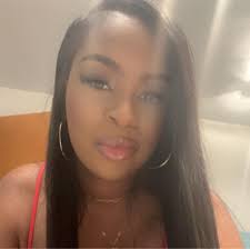 Marry Me Salmon Recipe Ingredients For the Salmon: • 4 salmon fillets (6 oz  each, skinless or with skin) • 2 Tbsp olive oil • 1 tsp garlic powder Full  Recipe in First C.0..Ⓜ️.E.N.T 👇 👇 👇