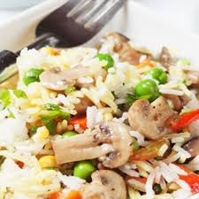 Salade De Riz Aux Champignons Et Aux Legumes De Printemps Recette Salade De Riz Recette Salade De Riz Riz Aux Champignons