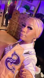 Let's all Wish Lakia Smith a Happy Birthday!!!! 🎈🎁🎊🎉🥳🎂♌ God Bless  Your New Age.