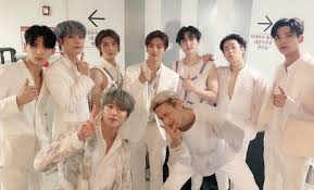 Schau dir unsere auswahl an sf9 kpop an, um die tollsten einzigartigen oder spezialgefertigten, handgemachten stücke aus unseren shops zu finden. K Pop Starter Pack The Ever Sensational Sf9