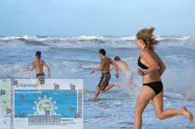 Tichetele de vacanta (sau voucherele de vacanta) sunt bonuri valorice, asemanatoare tichetelor de masa, care se pot oferi de catre angajatori salariatilor. Valabilitatea Voucherelor De VacanÅ£Äƒ Acordate In 2019 Si In 2020 A Fost PrelungitÄƒ Ct100 Ro