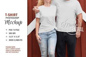 Couple T Shirt Smart Object Mockup In 2020 Shirt Mockup Couple T Shirt Mockup
