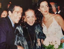 La mañana de este viernes se dio a conocer la muerte de natasha moctezuma, hermana menor de frida sofía e hija de pablo moctezuma y beatriz . Ellos Son Los Moctezuma La Familia Paterna De Frida Sofia