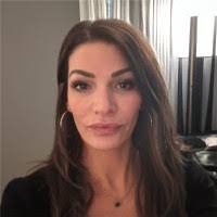 Renee Pollack's Instagram, Twitter & Facebook