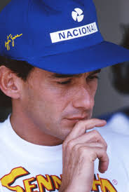 Imola 🇸🇲 1 Maggio1994 💔 Ricordo tutto benissimo di quel tragico giorno.  Io e mio marito seguivamo la gara poi l'incidente: fermi tutti… fiato  sospeso… oddio…. No ha mosso la testa, ma