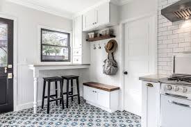 These tiles were painted with heat and the paint was being made from natural pigments. Ibiza Cement Tile Kitchen Landhausstil Kuche Los Angeles Von Arto Houzz