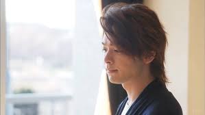 まーや さんはinstagramを利用しています はじこい6話 生徒みんなに成績表を渡すところ ゆりゆりを見つめる目がやさしい お顔の綺麗さが際立ってるね ちょっと下見た時のタレ目具合が好き 中村倫也 中村倫也にだいぶやられてます 中村
