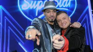 Einem breiten publikum bekannt wurde er durch seine beiden teilnahmen an der castingshow deutschland sucht den superstar (dsds), die vom deutschen fernsehsender rtl ausgestrahlt wurde. Menowin Frohlich Fruher So Hat Er Sich Verandert Promiplanet