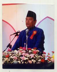 Bacaan al quran yang sangat merdu, lembut banget suara imam ini, bacaan al quran yang sangat merdu menyejukan hati. Ilmu Maqamat Al Quran Utusan Digital