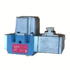 MOOG Servo-proportional Control Valves D660 D661, D662, D663, D664 D665 Series D661-4469C