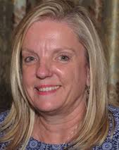 School Board extends leader contract