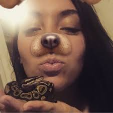 lil miss brown eyes (@MessyMidwest)