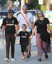 He was born in los angeles, california, in the united states of america. Reese Witherspoon Has Dinner With Her Husband Jim Toth And Sons Daily Mail Online