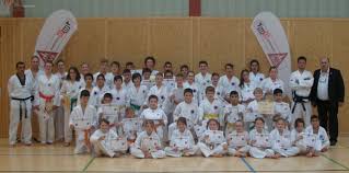Is probably composed of five members. Erfolgreiche Gurtelprufungen Beim Zweigverein Taekwon Do Reutte