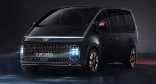 Hyundai staria has a staggering 3273mm wheelbase. Pjrvw3av8xzr M
