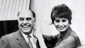 Sophia loren married italian film producer, carlo ponti in mexico on 17 september 1957. Carlo Ponti Und Sophia Loren