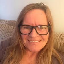 Golden Retriever Teaches Doberman Puppy How to Use the Stairs