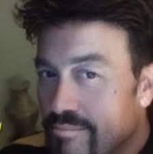 The show stars Edison native John Roberts, also known as The Christmas Tree  mom.