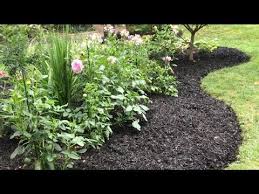 Simply cover the exposed soil with both green and brown material, and then plant as usual by folding back the hay (or other layers) where necessary. How To Make A No Dig Garden Bed Y Garden Youtube Dig Gardens Garden Beds Garden
