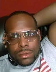 Kelly Limmer's Instagram, Twitter & Facebook