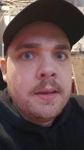 Yoo wtf… j’ai reçu ça dans mes pourriel… j’ai fait un montage parce que ça  dure 20 minutes 😜, Z’en pensez quoi? 🙄🙄🙄, On se voit demain xxxx