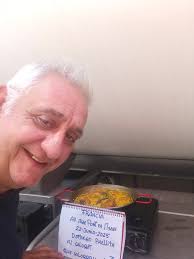 Hui paella en coliflor,alls tendres i marisc.