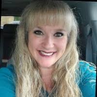 Stephanie Zachary's Instagram, Twitter & Facebook