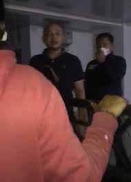 Jason tjakrawinata (38) diamankan usai videonya viral. R9ih18ymkr2whm